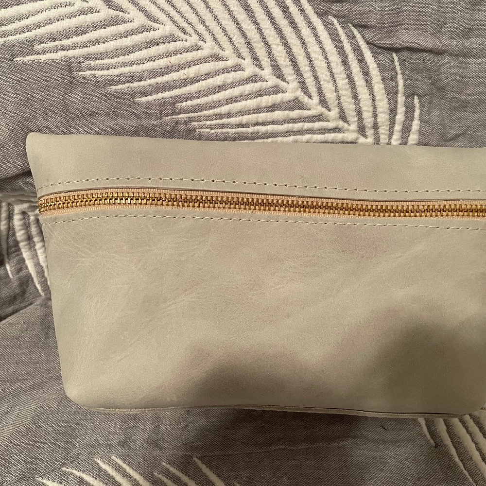 Portland Leather Goods MAKEUP BAG NEW! "Beluga"???